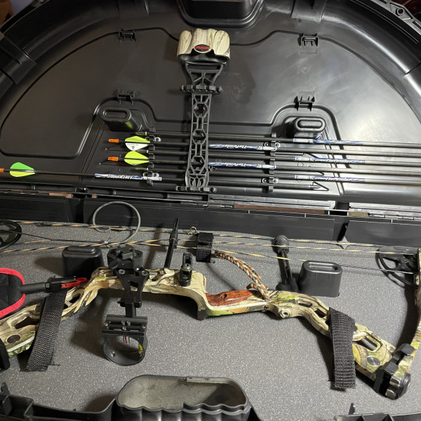 Parker Ultra Lite 30+ compound bow