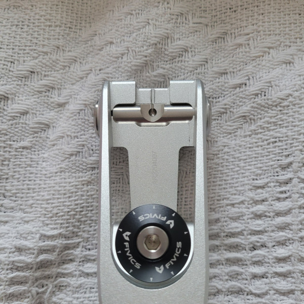1000038261