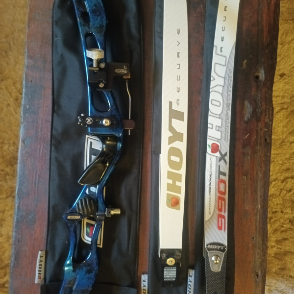 17619069683894348283689960463398