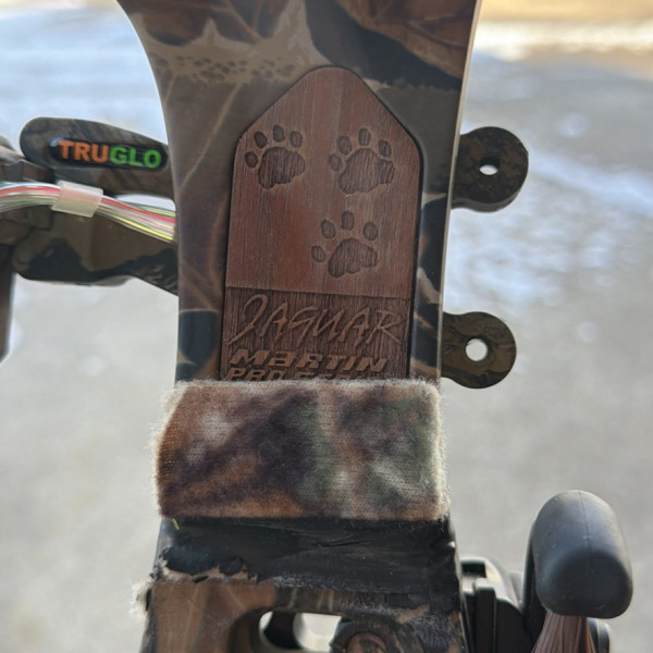 CE21E0EC-469F-4264-A09A-1BA1F0A4853D